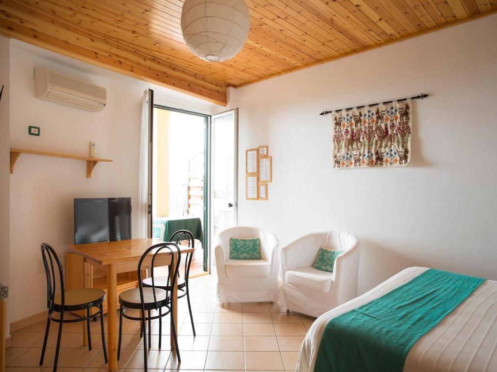 Domus De Janas Sul Mare Hotell Bari Sardo Exteriör bild